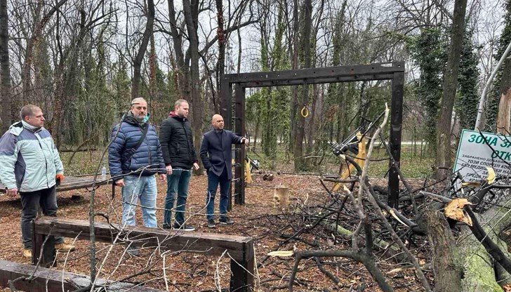 Кметът на Пловдив разпореди незабавно възстановяване на спортната площадка