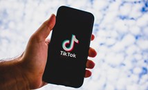 Телефони с инсталиран TikTok се продават за 50 000 долара в САЩ