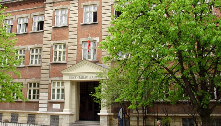 Във вътрешноучилищния панаир ще участват седем учебни предприятия от ПГИУ "Елиас Канети" Във вътрешноучилищния панаир ще участват седем учебни предприятия от ПГИУ "Елиас Канети"