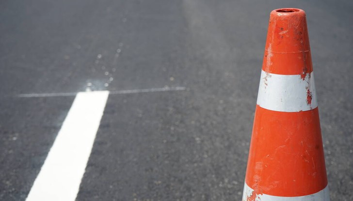 Причината е подмяна на портални рамки и табели Причината е подмяна на портални рамки и табели