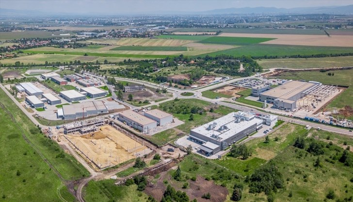 Новият Съвет на директорите вече е вписан в Търговския регистър Новият Съвет на директорите вече е вписан в Търговския регистър