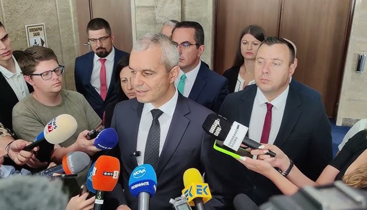 "Възраждане" заплаши управляващите със 168-часови дебати по бюджета "Възраждане" заплаши управляващите със 168-часови дебати по бюджета