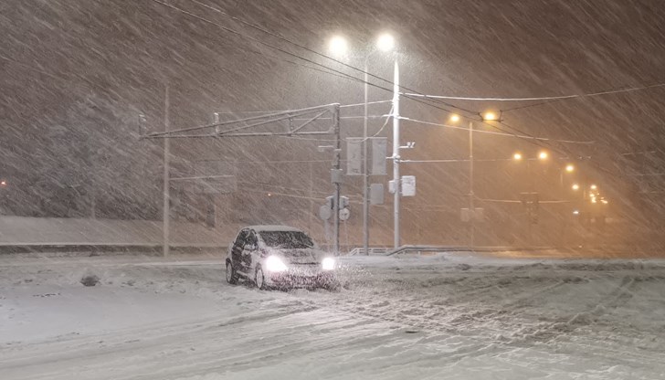 Прогнозите сочат снеговалежи в Източна България Прогнозите сочат снеговалежи в Източна България
