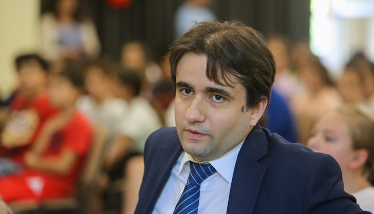 ПП - ДБ отказва задкулисни договорки за регулаторите ПП - ДБ отказва задкулисни договорки за регулаторите