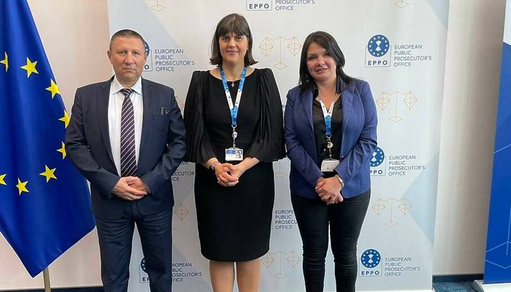 Искането за закрила на територията на България е било отправено от Лаура Кьовеши Искането за закрила на територията на България е било отправено от Лаура Кьовеши