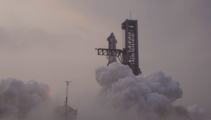 Изстрелването ще бъде излъчено на живо от съоръжението в Тексас Изстрелването ще бъде излъчено на живо от съоръжението в Тексас