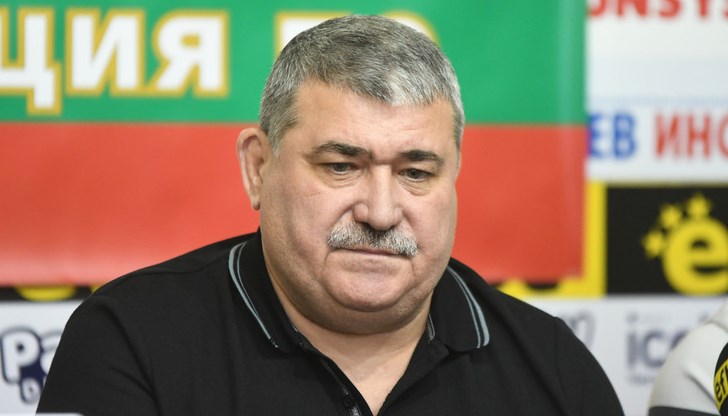 Спортистът е роден в Бъзовец на 3 февруари 1965 Спортистът е роден в Бъзовец на 3 февруари 1965