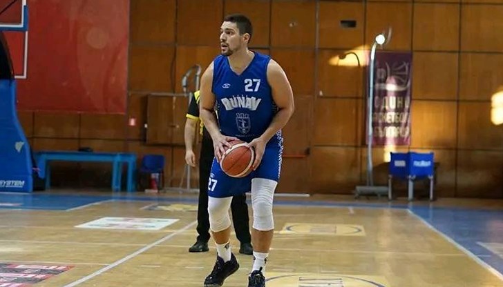 Русенските баскетболисти продължават възхода си Русенските баскетболисти продължават възхода си