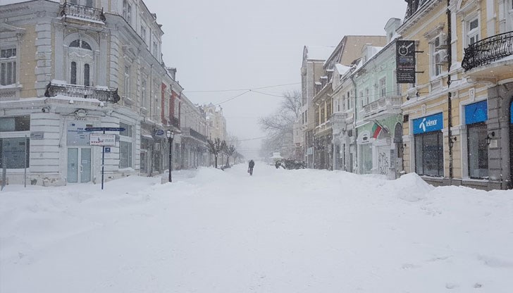 НИМХ предупреждава за опасно време в цяла Източна България НИМХ предупреждава за опасно време в цяла Източна България