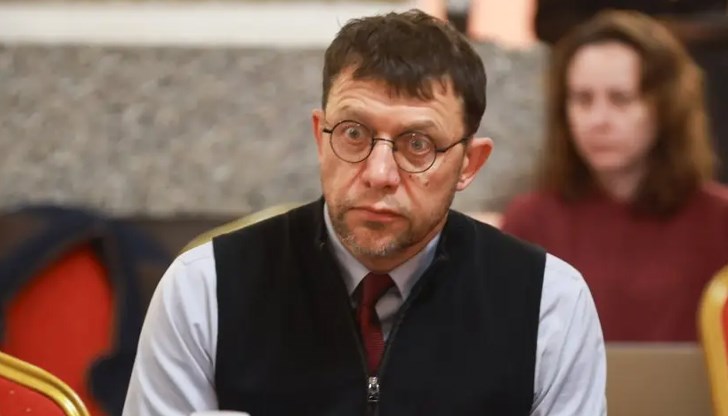 Юристи и общественици подкрепят кандидатурата на бившия съдия от Европейския съд за правата на човека Юристи и общественици подкрепят кандидатурата на бившия съдия от Европейския съд за правата на човека