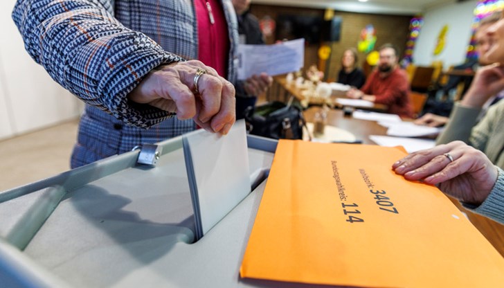 По пощата са подадени допълнителни бюлетини По пощата са подадени допълнителни бюлетини