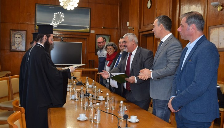 Църквата подкрепя развитието на високотехнологични производства Църквата подкрепя развитието на високотехнологични производства