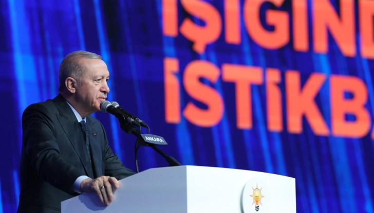 Турският държавен глава подчерта, че страната му желае приключване на конфликта, който е взел живота на стотици хиляди хора Турският държавен глава подчерта, че страната му желае приключване на конфликта, който е взел живота на стотици хиляди хора