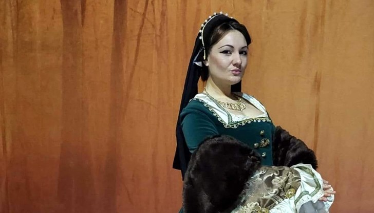 Талантливата певица впечатлява публиката с множество роли в престижни международни продукции Талантливата певица впечатлява публиката с множество роли в престижни международни продукции