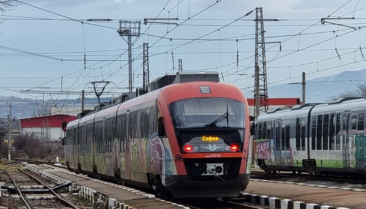 30 машини ще улеснят пътниците при закупуването на превозни документи 30 машини ще улеснят пътниците при закупуването на превозни документи