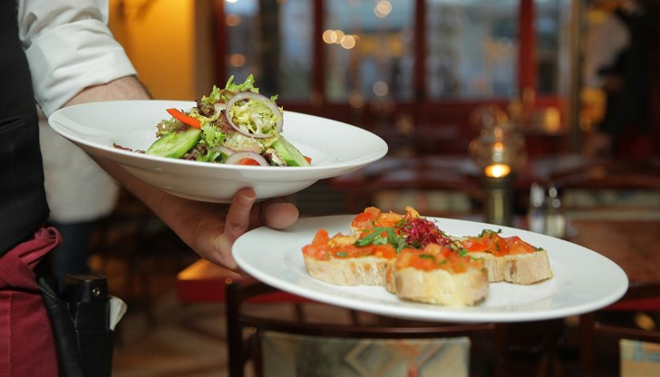 Цените в заведенията скочиха с 80% нагоре за четири години Цените в заведенията скочиха с 80% нагоре за четири години