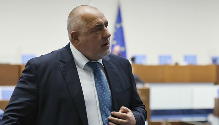 Какво ли ще стане с бюджет 2025? Май и Бойко Борисов още се чуди кой път да хване - на лесния популизъм или на трудните решения Какво ли ще стане с бюджет 2025? Май и Бойко Борисов още се чуди кой път да хване - на лесния популизъм или на трудните решения