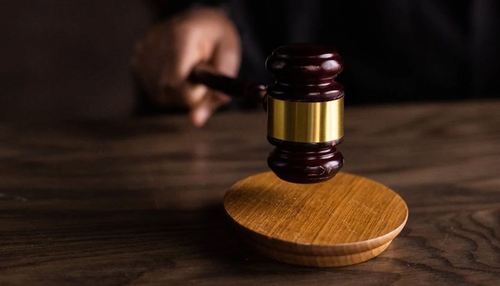 Президентската заповед на Доналд Тръмп предизвика съдебен отпор в САЩ Президентската заповед на Доналд Тръмп предизвика съдебен отпор в САЩ