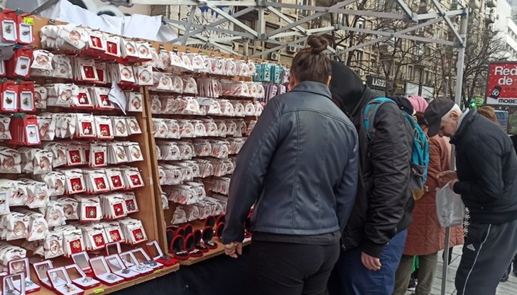 Цените на мартениците също са по-високи в сравнение с миналата година Цените на мартениците също са по-високи в сравнение с миналата година