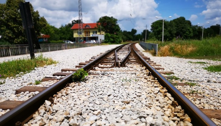 Електрифицират жп линията до границата с Румъния Електрифицират жп линията до границата с Румъния