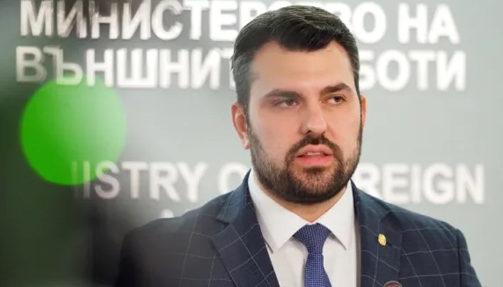 Серия от земетресения разтърсиха Санторини Серия от земетресения разтърсиха Санторини