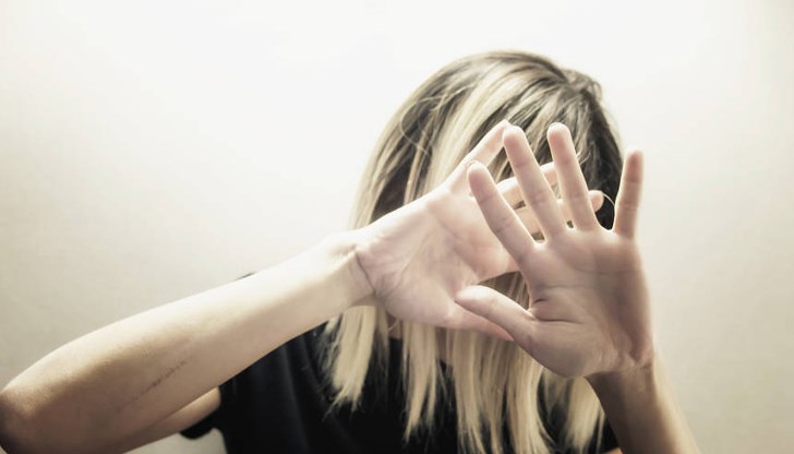 Клипове с побоя разгневиха обществеността, институциите предприемат спешни мерки Клипове с побоя разгневиха обществеността, институциите предприемат спешни мерки