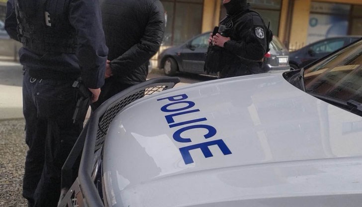 Операцията в Студентски град разкри непълнолетни наркоразпространители с кокаин и марихуана Операцията в Студентски град разкри непълнолетни наркоразпространители с кокаин и марихуана