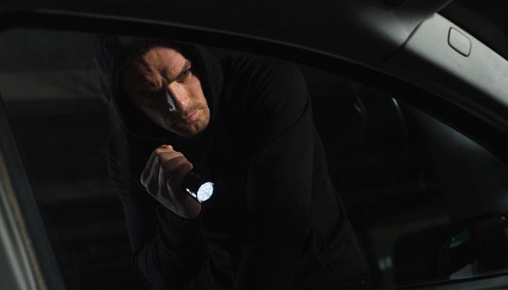 Криминално проявеният софиянец е обирал отключени коли Криминално проявеният софиянец е обирал отключени коли