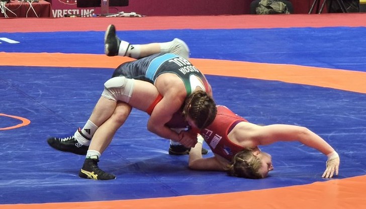 Българската националка и състезателка на СКБ „Юнак – Локомотив“ – Русе записа две победи от три схватки на рейтинговия турнир Българската националка и състезателка на СКБ „Юнак – Локомотив“ – Русе записа две победи от три схватки на рейтинговия турнир