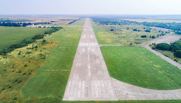 Общинските съветници решиха договора на „Еърпорт Русе“ да бъде прекратен Общинските съветници решиха договора на „Еърпорт Русе“ да бъде прекратен