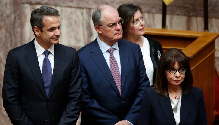 Опитен политик от "Нова демокрация" пое най-високия пост в южната ни съседка Опитен политик от "Нова демокрация" пое най-високия пост в южната ни съседка