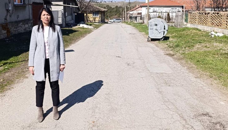 Първата жена - кмет на общината спечели убедително балотажа срещу кандидата на СДС Първата жена - кмет на общината спечели убедително балотажа срещу кандидата на СДС