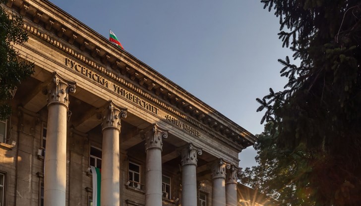 Проектът ще доведе до закупуване на модерно оборудване и създаване на научни групи Проектът ще доведе до закупуване на модерно оборудване и създаване на научни групи