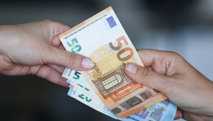 От 7 април гражданите ще могат да задават въпроси за преминаването към еврото От 7 април гражданите ще могат да задават въпроси за преминаването към еврото