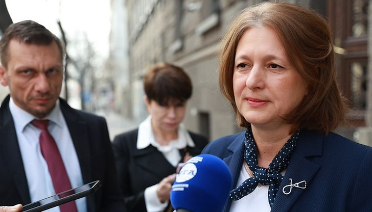 Кандидатурата ѝ е подкрепена от Националната пациенска организация и Националната мрежа за децата Кандидатурата ѝ е подкрепена от Националната пациенска организация и Националната мрежа за децата