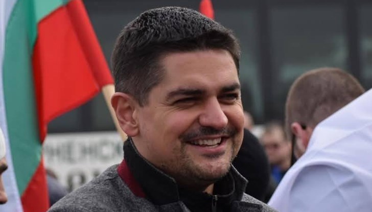 Лидерът на МЕЧ смята, че Конституционният съд е трябвало да касира изборите изцяло Лидерът на МЕЧ смята, че Конституционният съд е трябвало да касира изборите изцяло