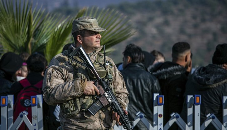 Анкара обмисля участие в мироопазваща мисия в Украйна при необходимост Анкара обмисля участие в мироопазваща мисия в Украйна при необходимост