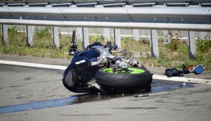 Спътницата му е с тежки наранявания Спътницата му е с тежки наранявания