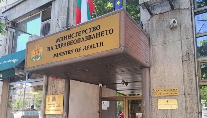 Протестът идва след гневно писмо на синдикат "Защита" до министър Силви Кирилов Протестът идва след гневно писмо на синдикат "Защита" до министър Силви Кирилов