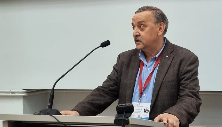 Защо грипната епидемия има дълга "опашка"? Защо грипната епидемия има дълга "опашка"?