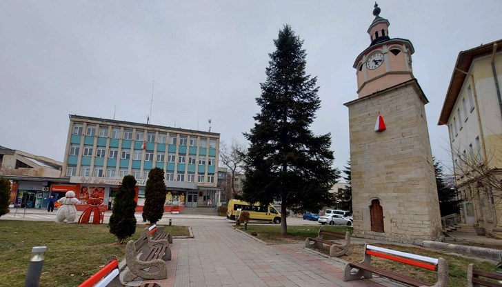 Украсата по случай 1 март създава празнично настроение Украсата по случай 1 март създава празнично настроение