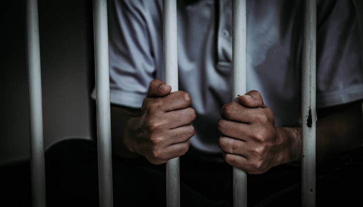 Карлос Ледер е задържан, след като пристигна в латиноамериканската страна от Германия Карлос Ледер е задържан, след като пристигна в латиноамериканската страна от Германия