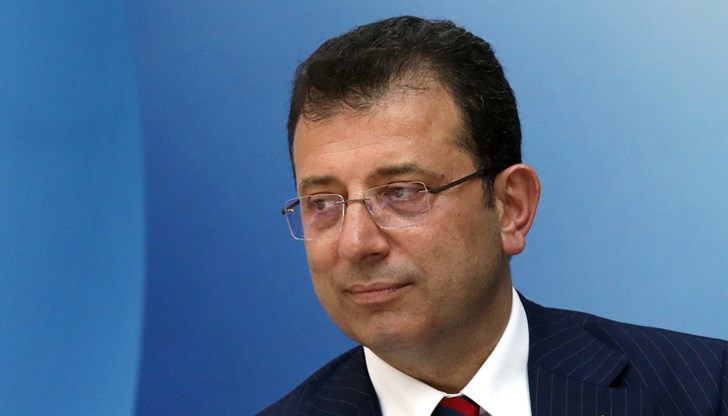 Въпреки арестите и репресиите, 15 милиона турци подкрепят Имамоглу Въпреки арестите и репресиите, 15 милиона турци подкрепят Имамоглу