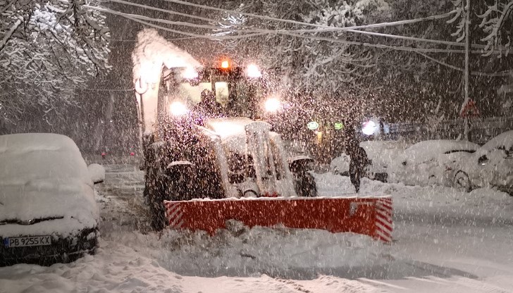 Русенци са недоволни от снегопочистването, общински съветници настояват за отговори Русенци са недоволни от снегопочистването, общински съветници настояват за отговори