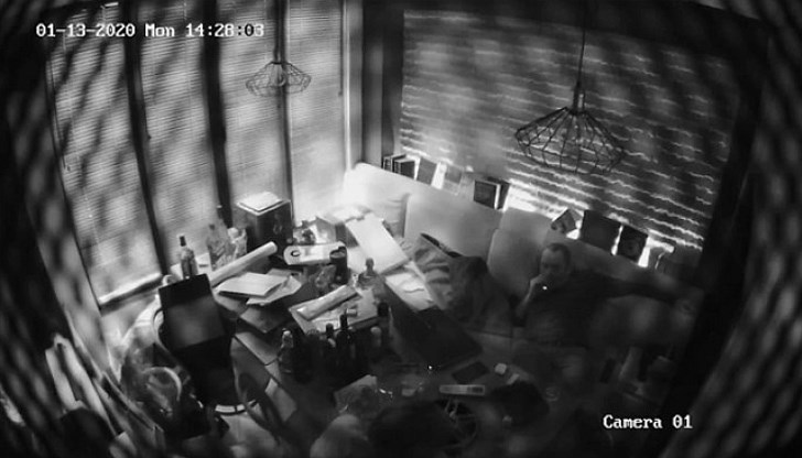 Медиите разпространиха видеоклип, за който се твърди, че показва разговор между Пепи Еврото и българския европрокурор Медиите разпространиха видеоклип, за който се твърди, че показва разговор между Пепи Еврото и българския европрокурор