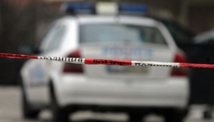 Задържаният за убийството на 40-годишен мъж показа по време на следствен експеримент как е нанесъл фаталните удари Задържаният за убийството на 40-годишен мъж показа по време на следствен експеримент как е нанесъл фаталните удари