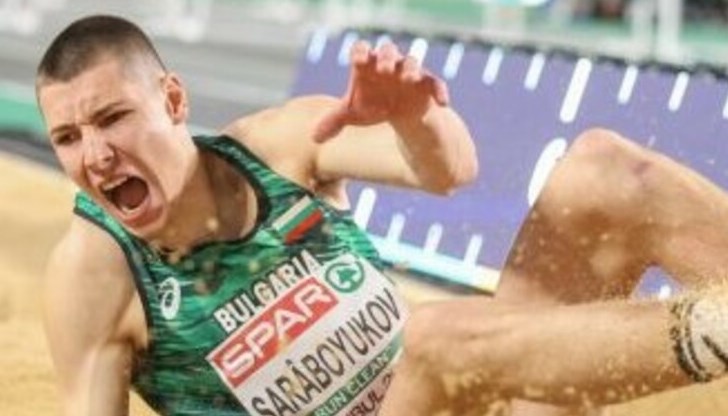 20-годишният атлет грабна титлата в последния си опит със забележителните 8.13 метра 20-годишният атлет грабна титлата в последния си опит със забележителните 8.13 метра