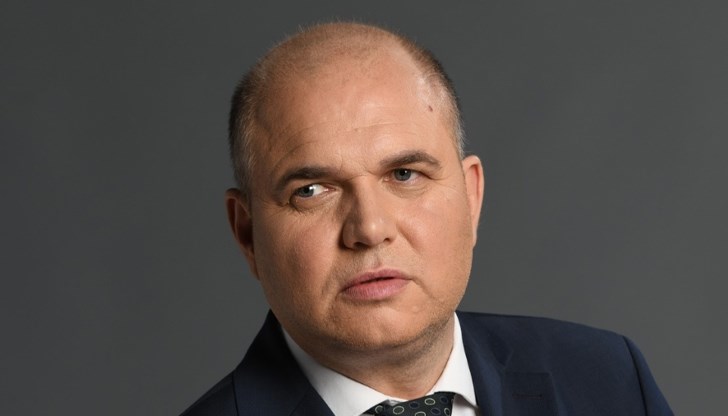 Съпредседателят на "Зелено движение" разкритикува плановете за държавно предприятие, наричайки ги съчетание на "корупция и популизъм" Съпредседателят на "Зелено движение" разкритикува плановете за държавно предприятие, наричайки ги съчетание на "корупция и популизъм"