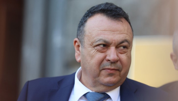 Хамид Хамид: Г-жо Нейкова, кога ще си дадете оставката? Хамид Хамид: Г-жо Нейкова, кога ще си дадете оставката?