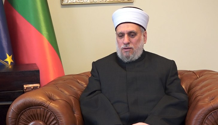 Д-р Мустафа Хаджи разказа, че на много места у нас във веселбите за Рамазан Байрам се включват и хора, които не са мюсюлмани Д-р Мустафа Хаджи разказа, че на много места у нас във веселбите за Рамазан Байрам се включват и хора, които не са мюсюлмани